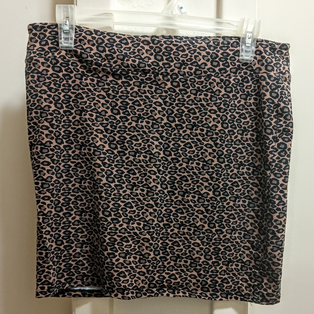 Leopard Print Skirt - Black and Tan